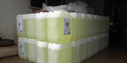 近20噸流入市場！廣西洗滌劑廠違規(guī)勾兌消毒液遭查處