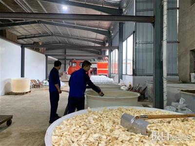 36噸泡菜遭遇斷水危機，消防10噸馳援保生產